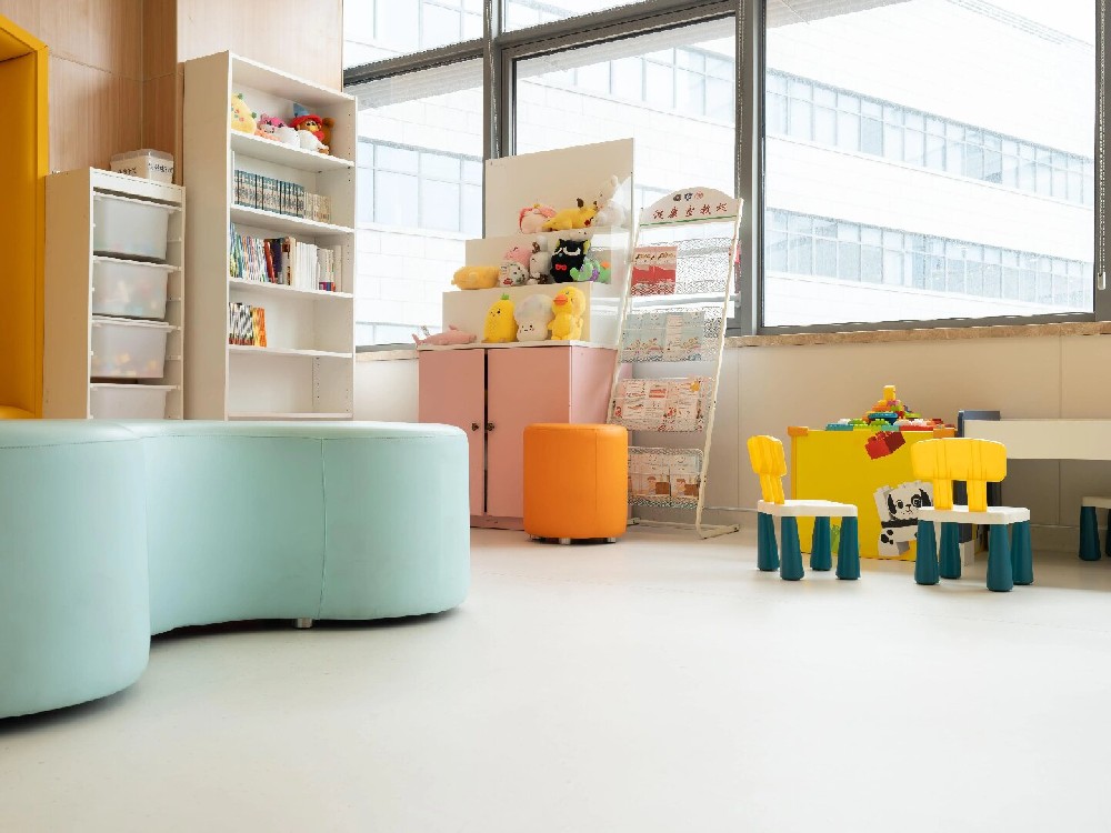 醫(yī)療地面材料發(fā)展新趨勢：抗菌 + 易消毒 + 環(huán)保 潔福地板精準(zhǔn)契合需求