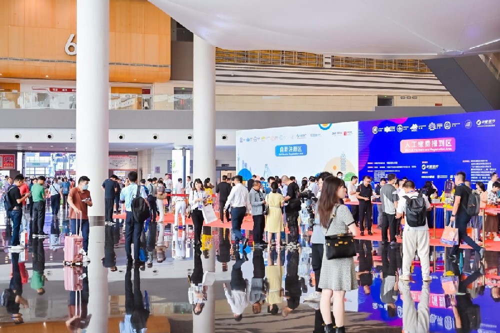 潔弗樂 PVC 地板亮相上海國際綠色建筑展 綠建三星認(rèn)證產(chǎn)品引追捧